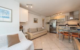 Apartments Babin - Holly